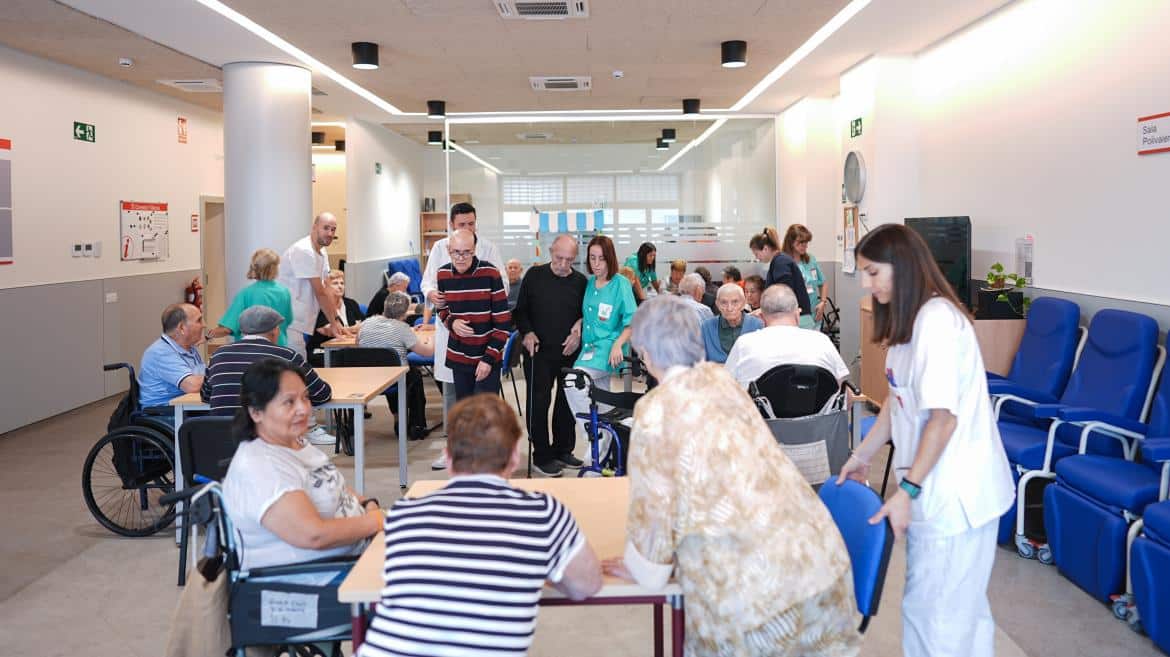 Madrid impulsa con 1,8 millones la renovación de residencias para mayores en Coslada y Leganés