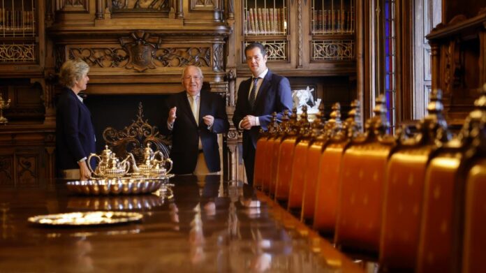 El viceconsejero Luis Martín durante la presentación de la XII edición de Bienvenidos a Palacio