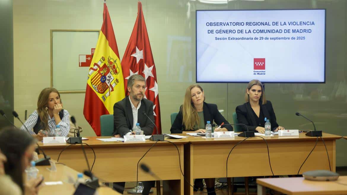 La Comunidad de Madrid Investiga 40 Potenciales Fallos en Dispositivos de Seguimiento para Víctimas de Violencia de Género