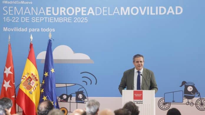 La Comunidad de Madrid Recibe Más de 100 Propuestas para El consejero Jorge Rodrigo durante la jornada Ley de movilidad de la Comunidad de Madrid