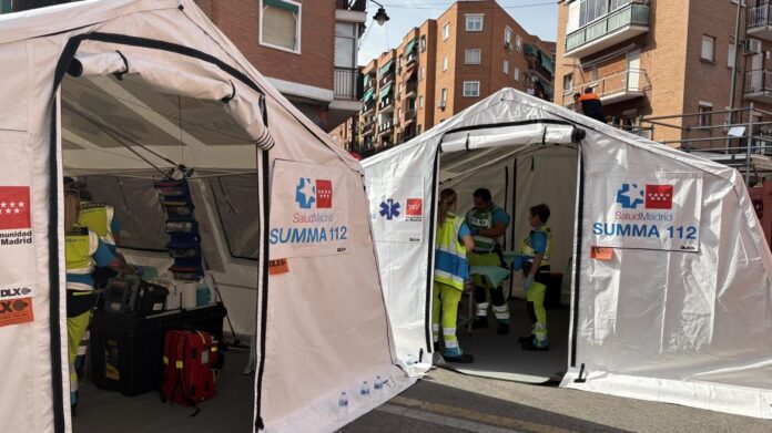 Profesionales del SUMMA 112, en el puesto sanitario avanzado de SUMMA 112 en San Sebastián de los Reyes