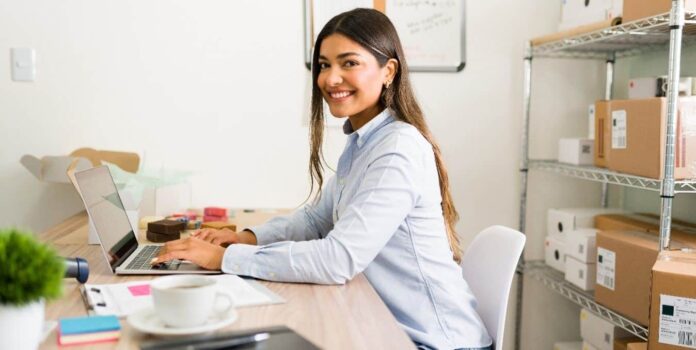 2025: La Nueva Era del Autónomo con la Revolucionaria Ley Imagen de Axel Buffet