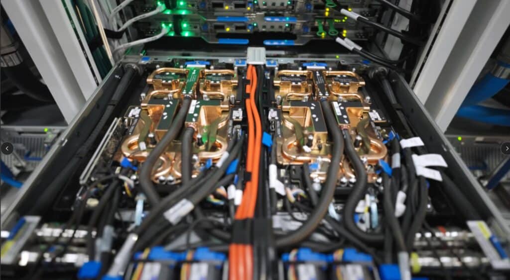 Azure lanza el revolucionario megaclúster NVIDIA GB300 NVL72 para potenciar la supercomputación en IA de OpenAI