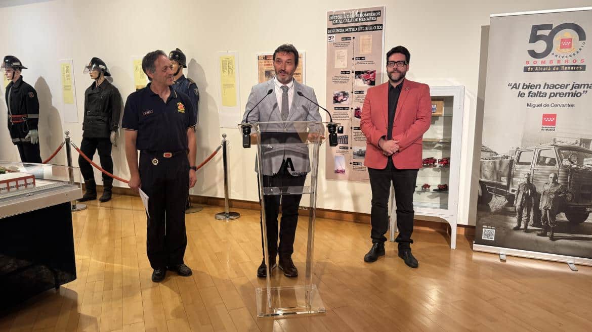 Exposición en Alcalá de Henares Celebra los 50 Años del Servicio de Extinción de Incendios