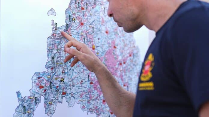 Madrid destina 80 millones para proteger montes y prevenir incendios bombero de la ASEM112