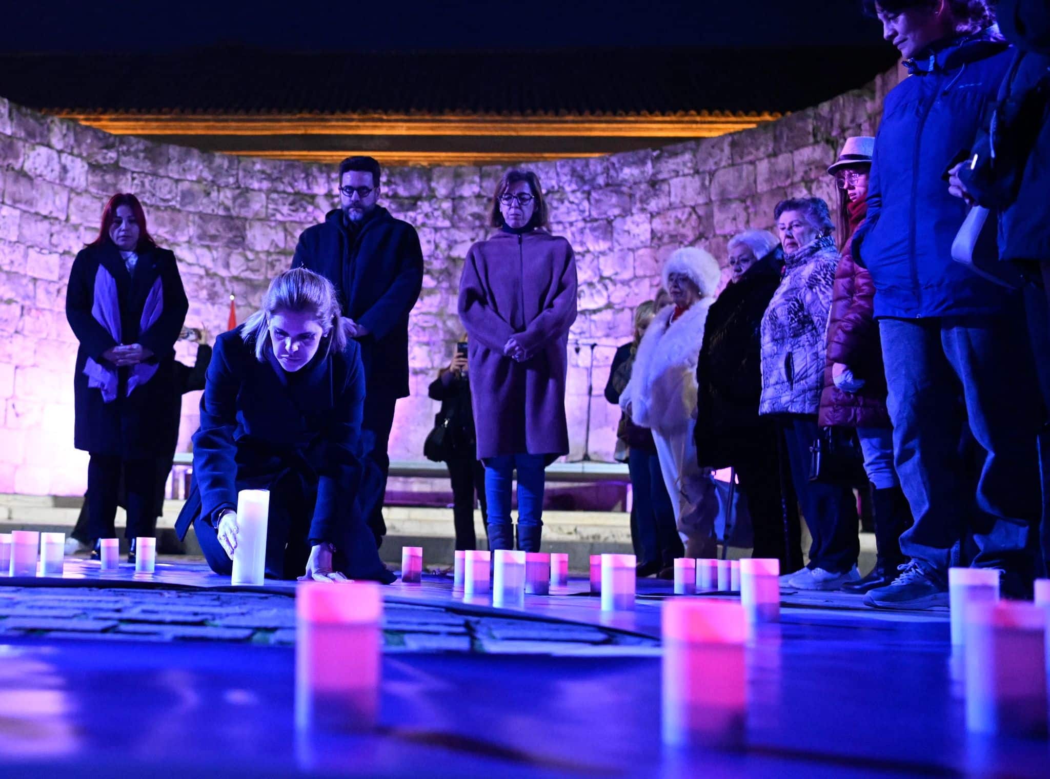 Alcalá Celebra Acto Conmemorativo en las Ruinas de Santa María por el Día contra la Violencia de Género