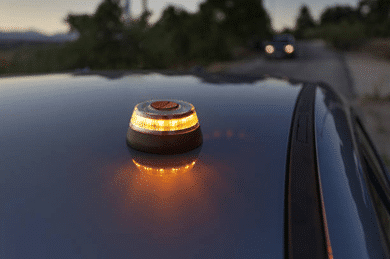 Análisis Detallado de la Implementación Obligatoria de la Luz V-16 Conectada por la DGT a partir de 2026 1 Sergio Ramirez chef