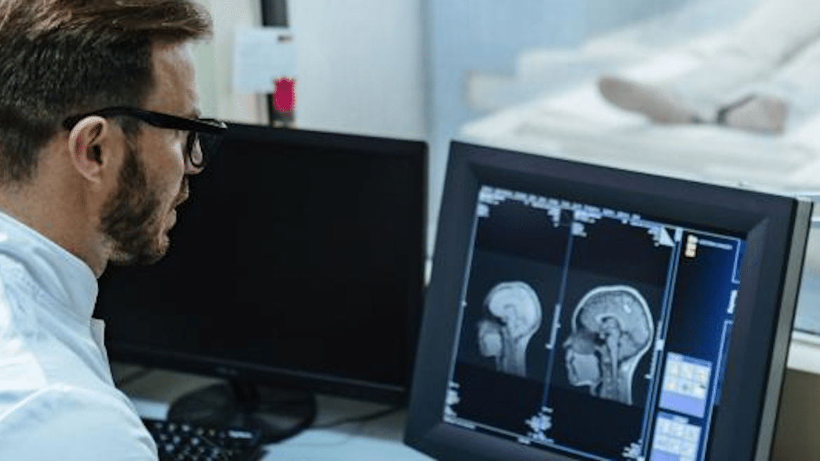 Celebración del Día Internacional de la Radiología: Jornada Formativa en el Hospital Ramón y Cajal Reúne a 400 Participantes
