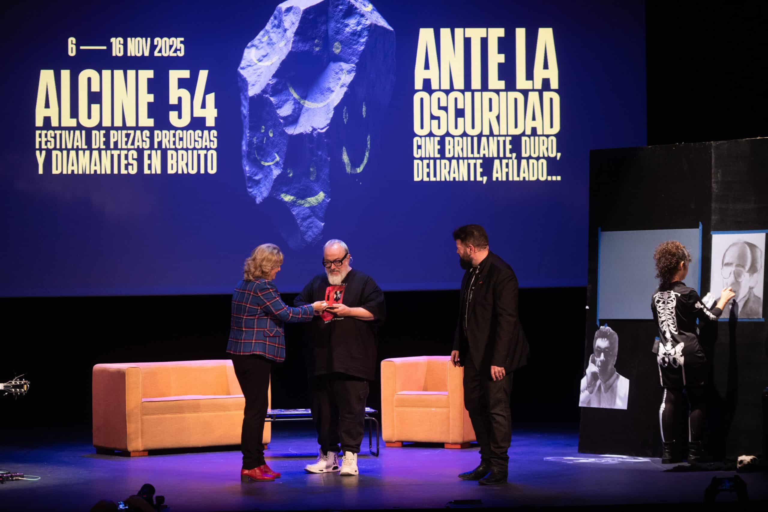 Comienza ALCINE 54: Gala Inaugural y Tributo a Álex de la Iglesia