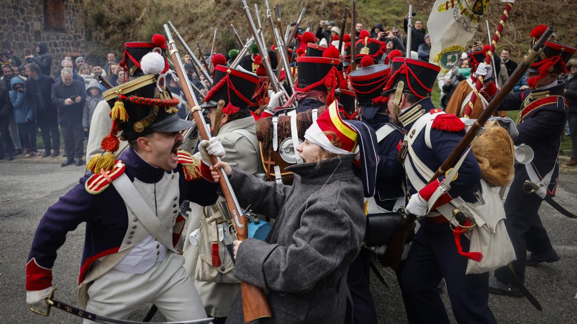 Conmemoración en Madrid: La Batalla de Somosierra, Emblema de Libertad y Soberanía Nacional