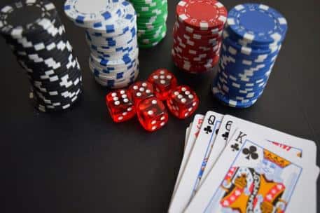 Consumo impone multas millonarias a 26 operadores de juego, incluyendo Betfair, 888 y Codere, por infracciones graves
