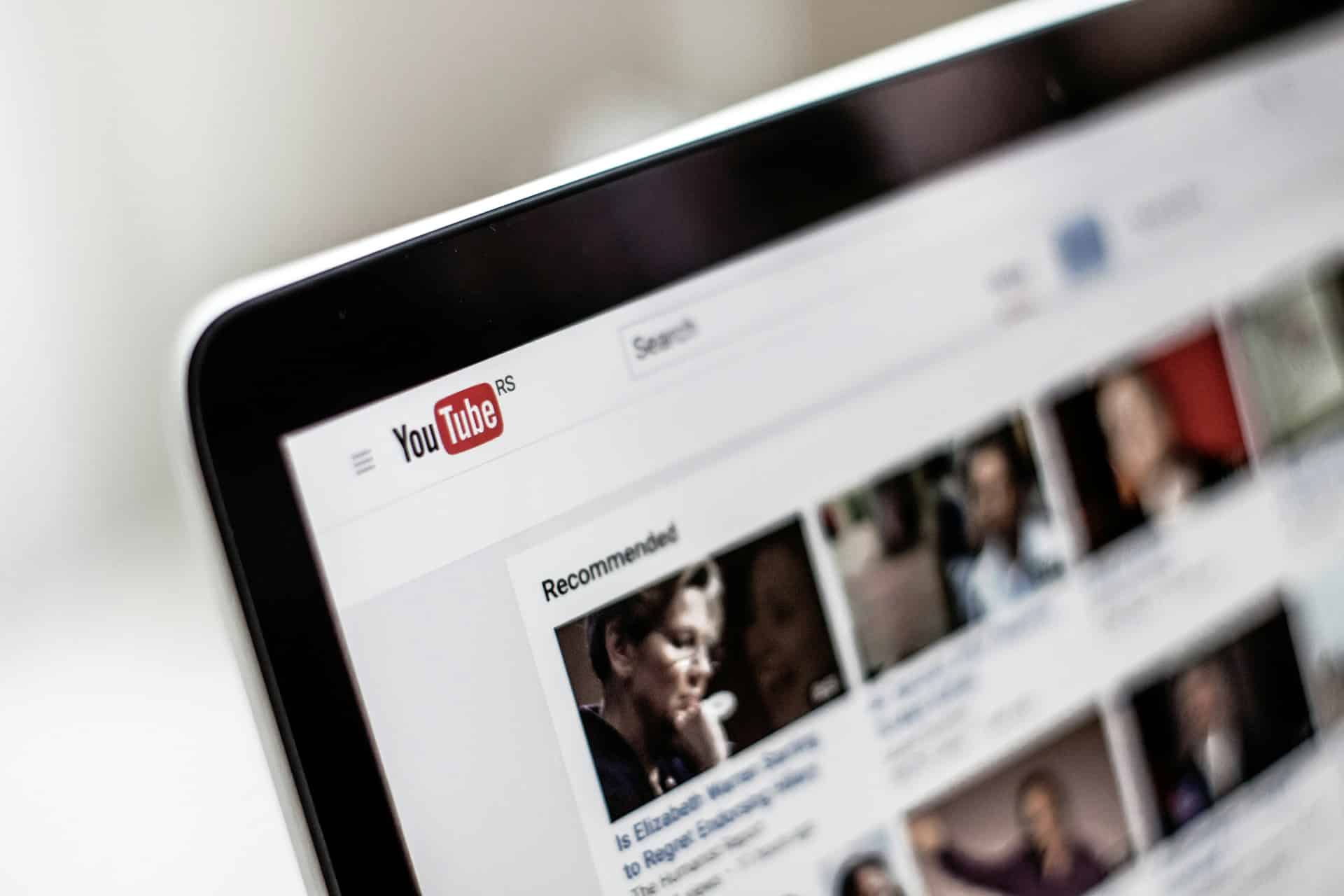 HP y Dell Retiran Soporte HEVC en Portátiles: Ahorro en Licencias Desata Ola de Críticas de Usuarios