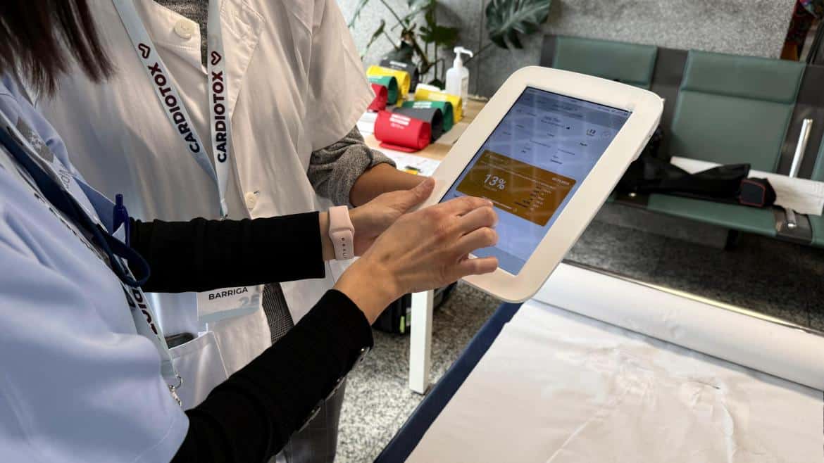 enfermeras haciendo valoracion de prueba