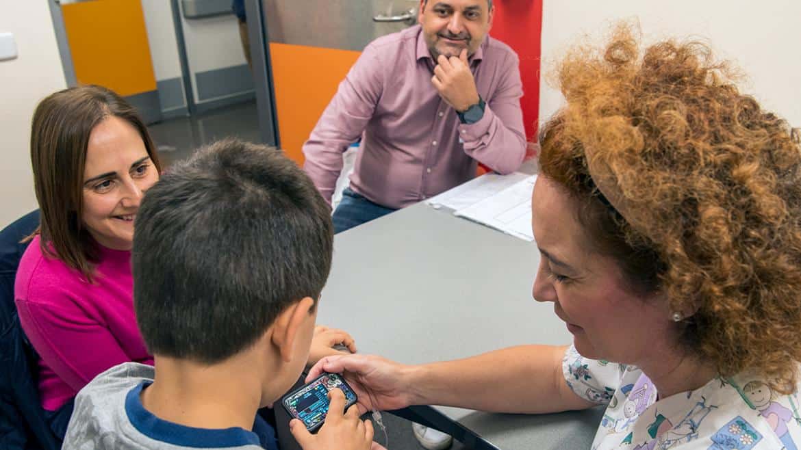 Hospital Público de Getafe Alcanza las 100 Bombas de Insulina Colocadas en Pacientes Pediátricos