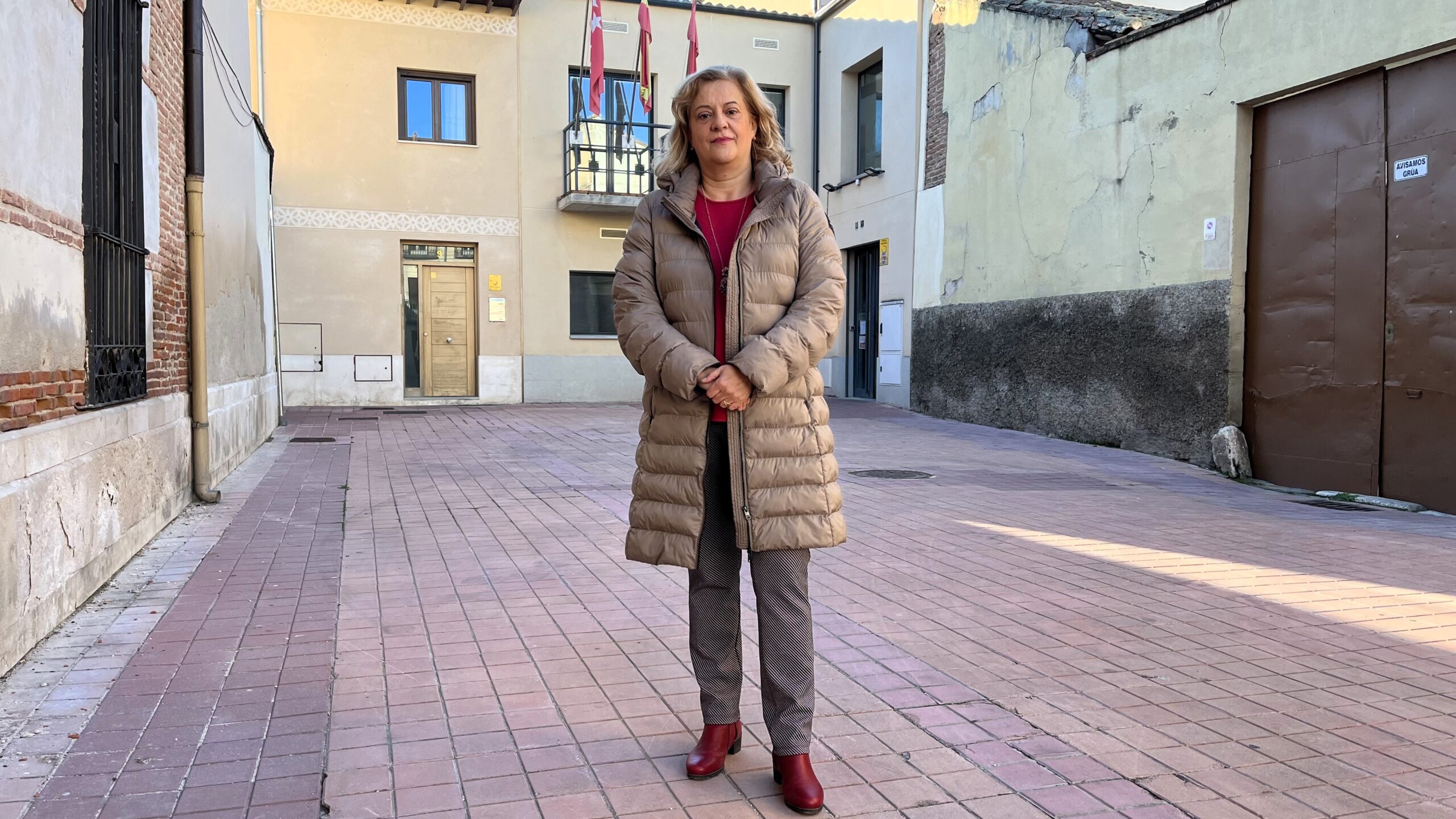 Iniciativa del Ayuntamiento de Alcalá de Henares para apoyar a personas sin hogar durante la Campaña de Frío 2025-2026.