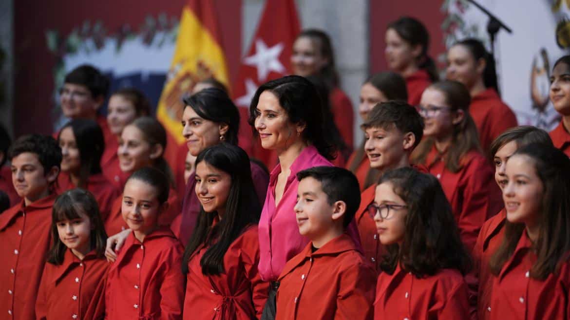 La Comunidad de Madrid Anuncia un Amplio Programa Navideño con 300 Recitales Gratuitos en la Real Casa de Correos