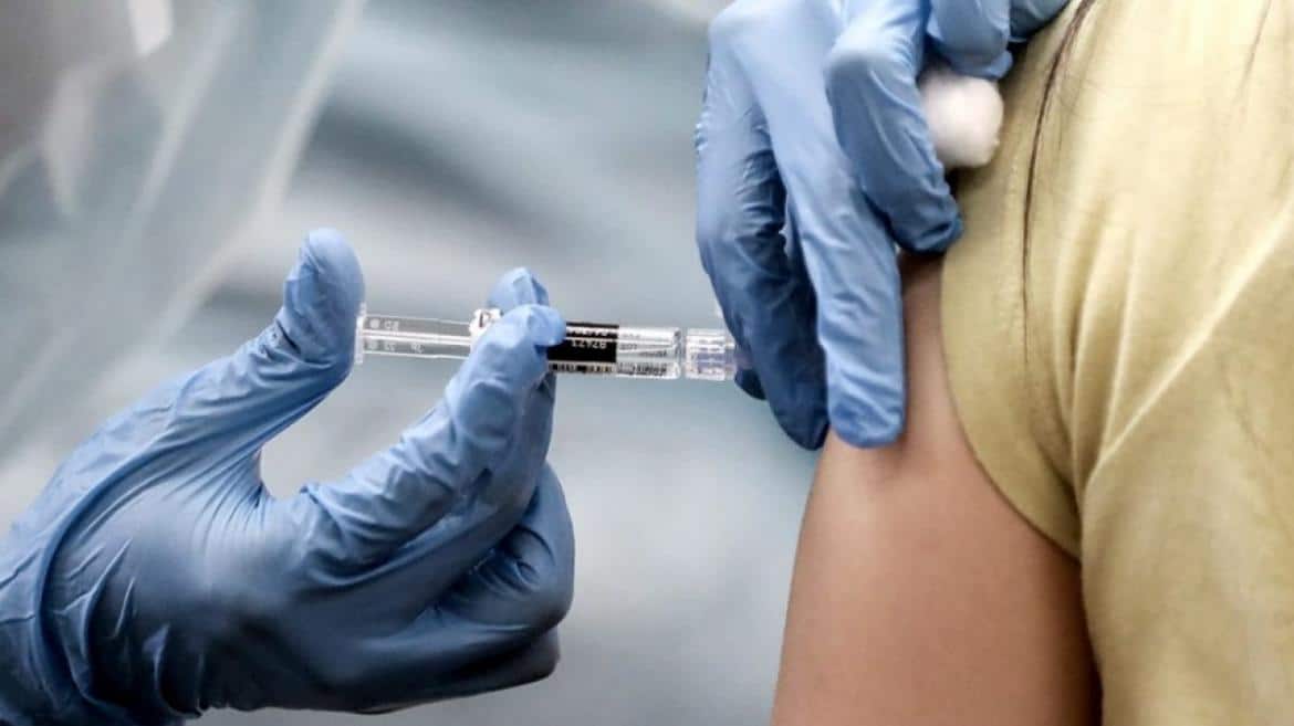 La Comunidad de Madrid invierte 86,4 millones en 790.000 dosis de vacunas contra el herpes zóster y el neumococo