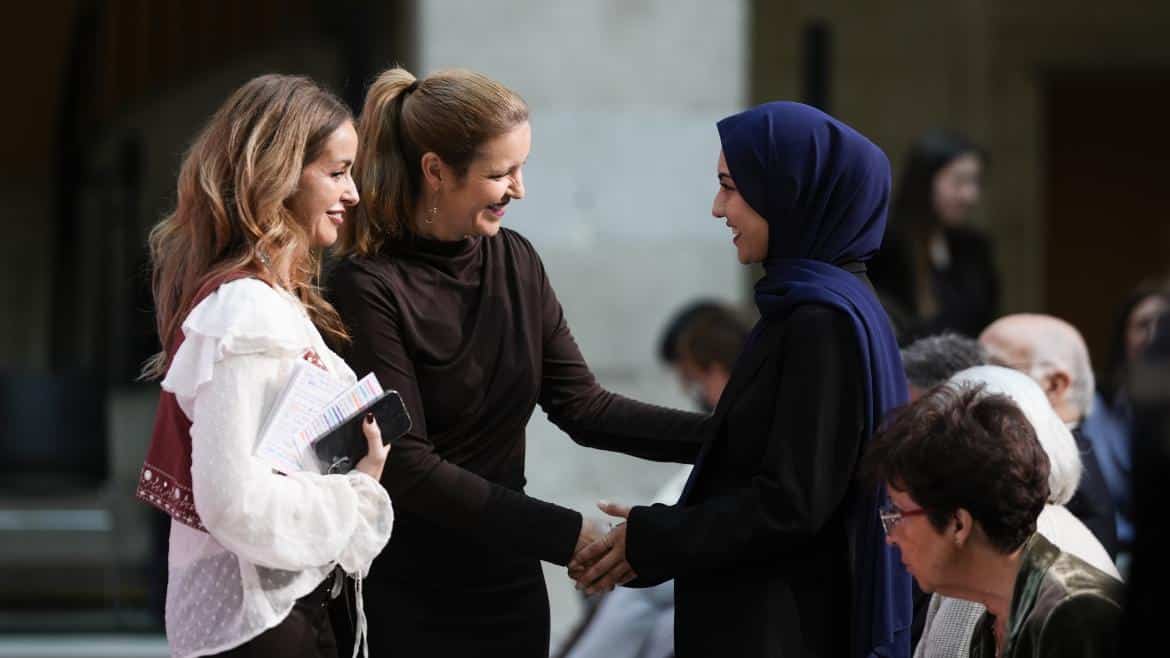 Madrid rinde homenaje a defensores de mujeres víctimas de violencia