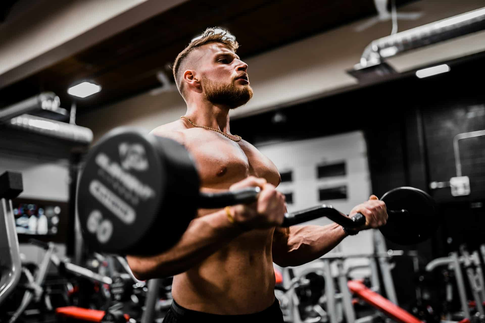 A partir de los 49, el ejercicio es mucho más que “ponerse en forma”: así protege al cerebro