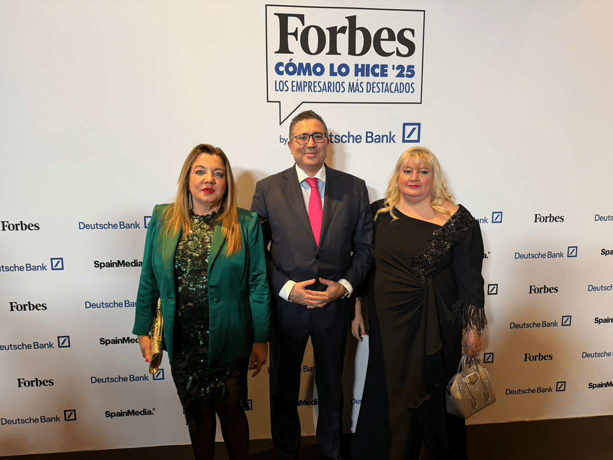 Denia y Vanesa Martínez: Las Pioneras de Carinsa Celebradas como Líderes en la Lista Forbes de las 25 Empresarias Más Influyentes de 2025