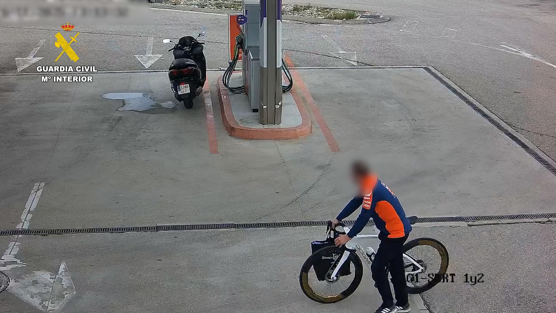 Detenido el responsable del robo de la bicicleta de un piloto de MotoGP en el Gran Premio de Cheste