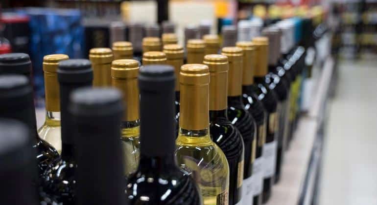 El Alcohol como Factor Determinante en las Muertes por Lesiones en Europa: Un Análisis Contemporáneo