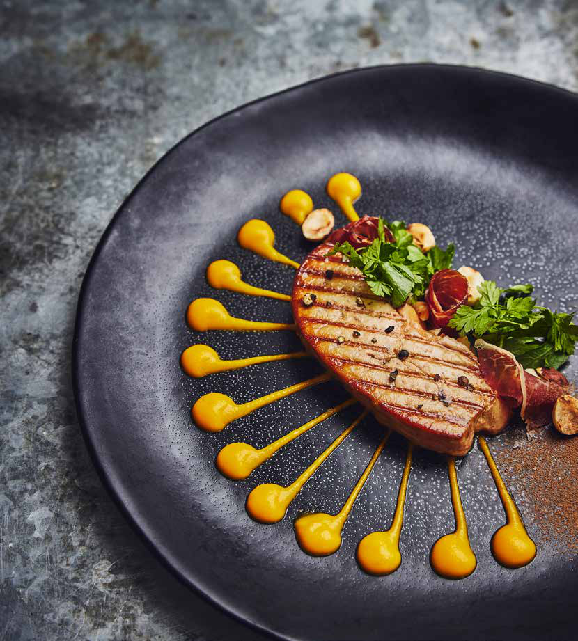 Foie Gras: La Joya Gourmet que Eleva tus Fiestas Navideñas