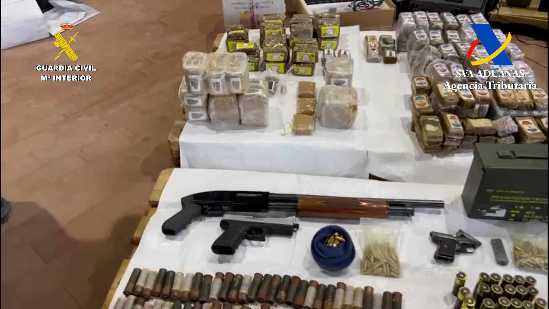 Guardia Civil y Agencia Tributaria realizan operativo conjunto y arrestan a 25 integrantes de una organización criminal por blanqueo de millones de euros del narcotráfico