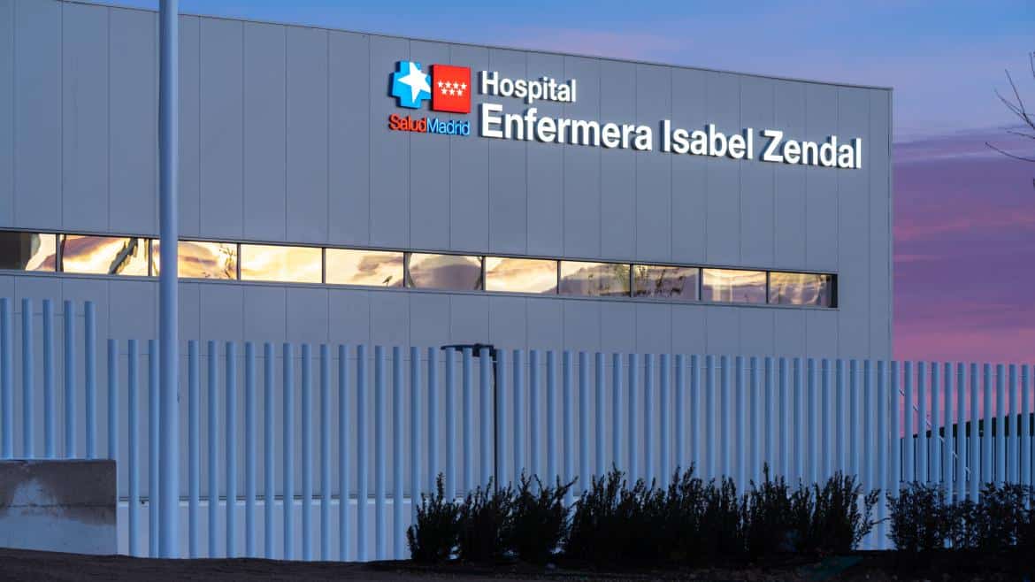 Hospital Enfermera Isabel Zendal en Madrid Ofrece Vacunación Sin Cita para Adultos contra la Gripe