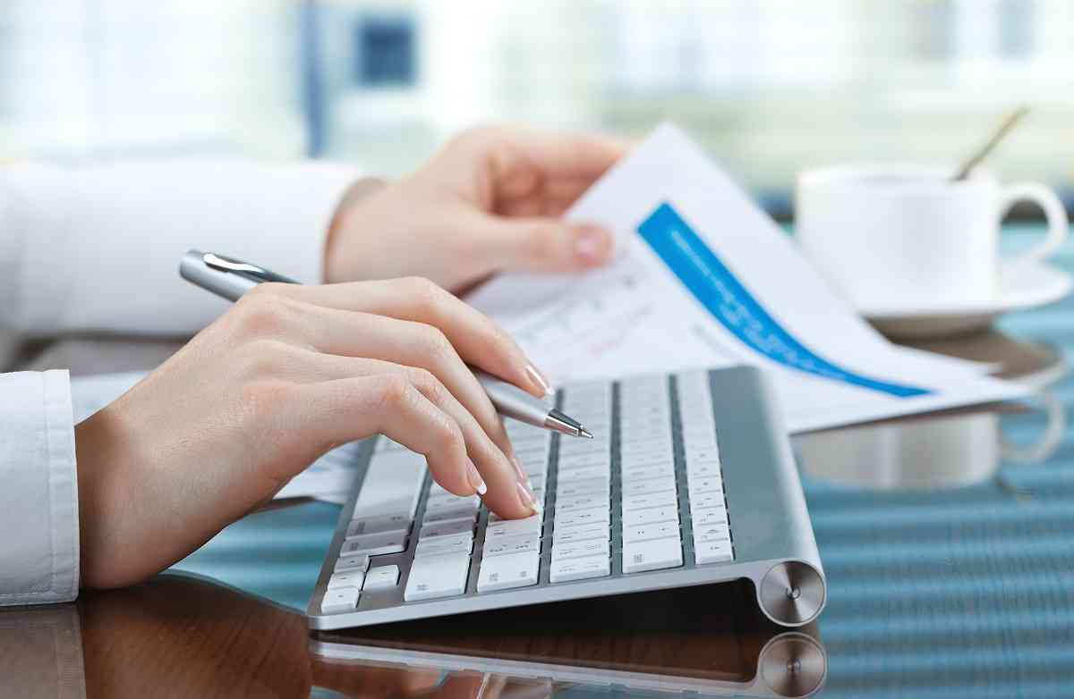 La Extensión de Verifactu Ofrece a las PYMEs la Oportunidad de Impulsar su Transformación Digital con Plataformas como Holded