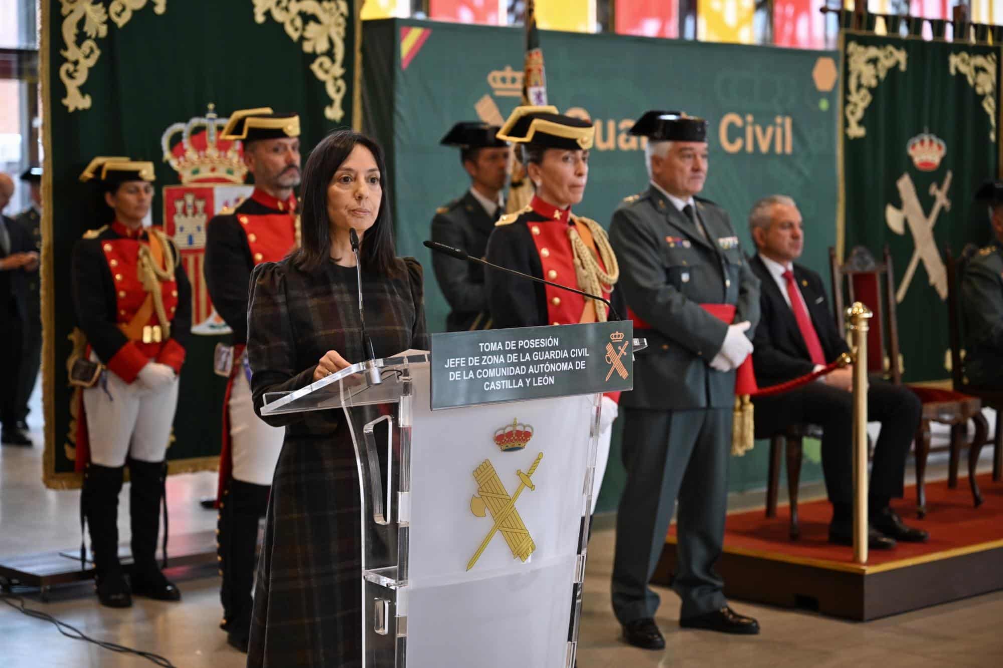 Ministerio del Interior | Mercedes González preside la toma de posesión del nuevo jefe de Zona de Castilla y León