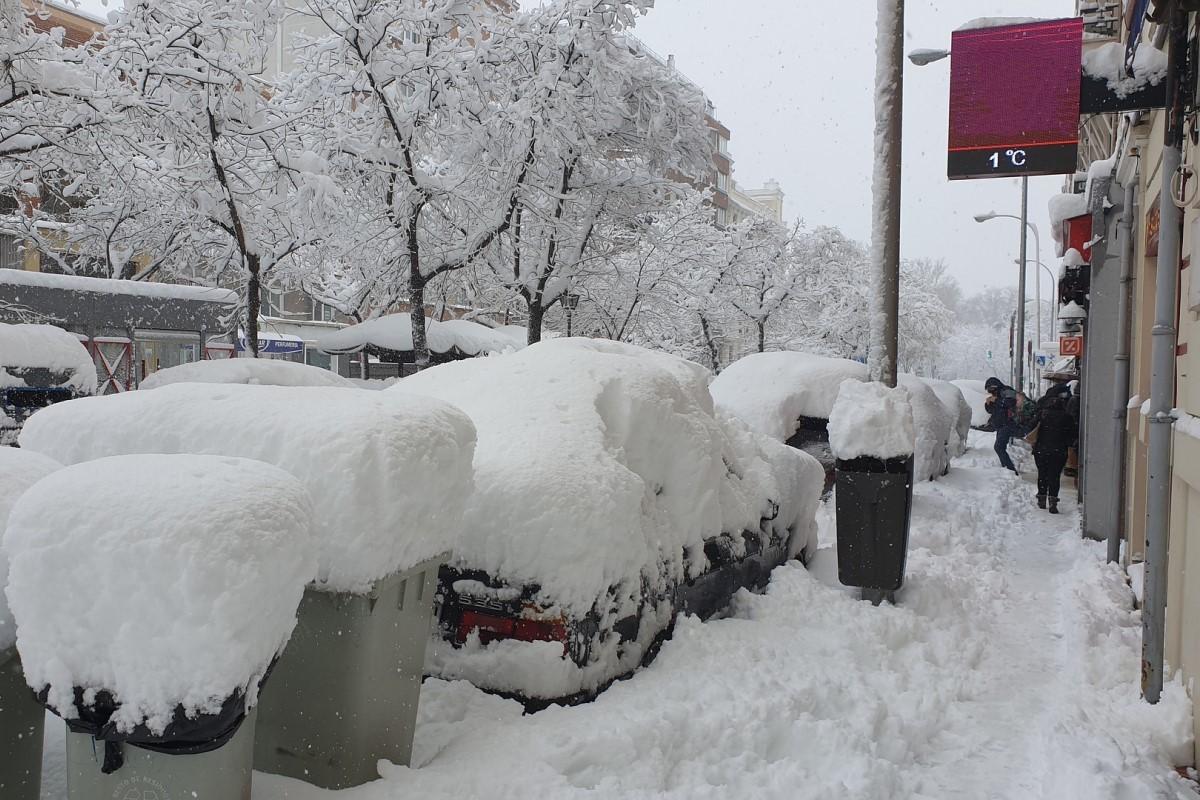 Alerta por nevadas en cotas bajas y lluvias intensas en varias regiones debido a la borrasca Francis hasta el martes 6