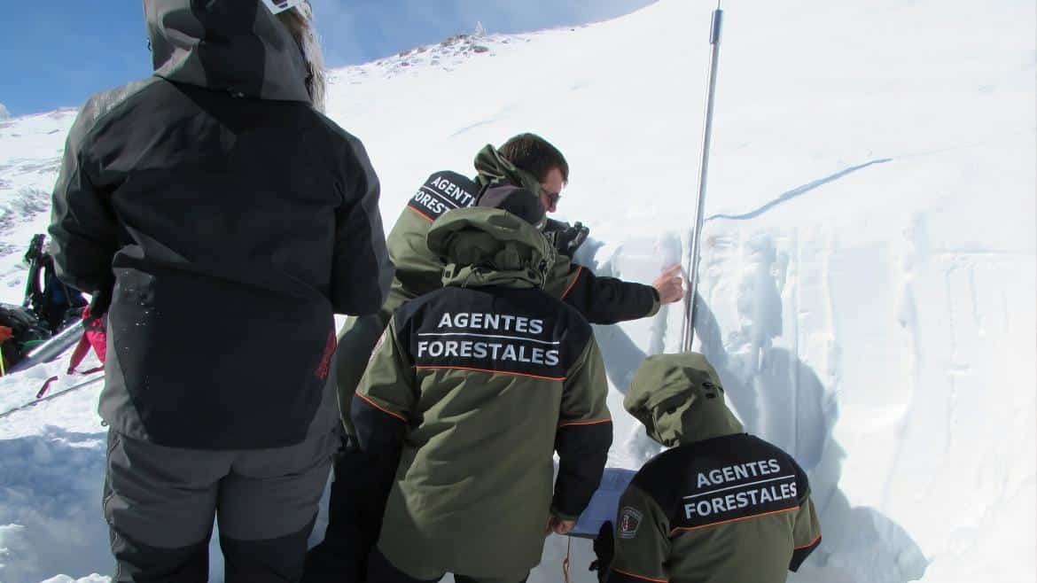 Análisis de la Nieve en Madrid: Prevención de Aludes y Evaluación del Impacto del Deshielo en los Ríos