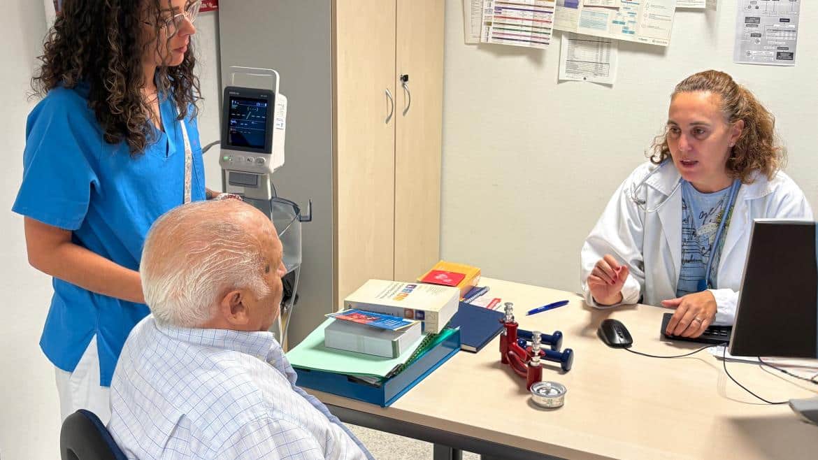 Avances en la Atención a Pacientes Crónicos Complejos en el Hospital Público Infanta Cristina