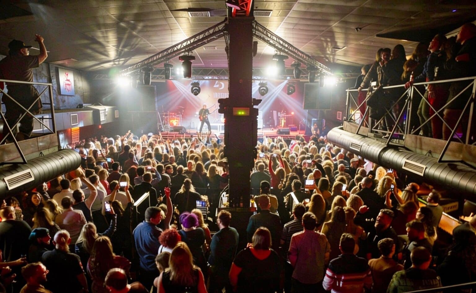 Granada Revive la Nostalgia con la VI Fiesta Tributo al Pop Español de los 80 y 90