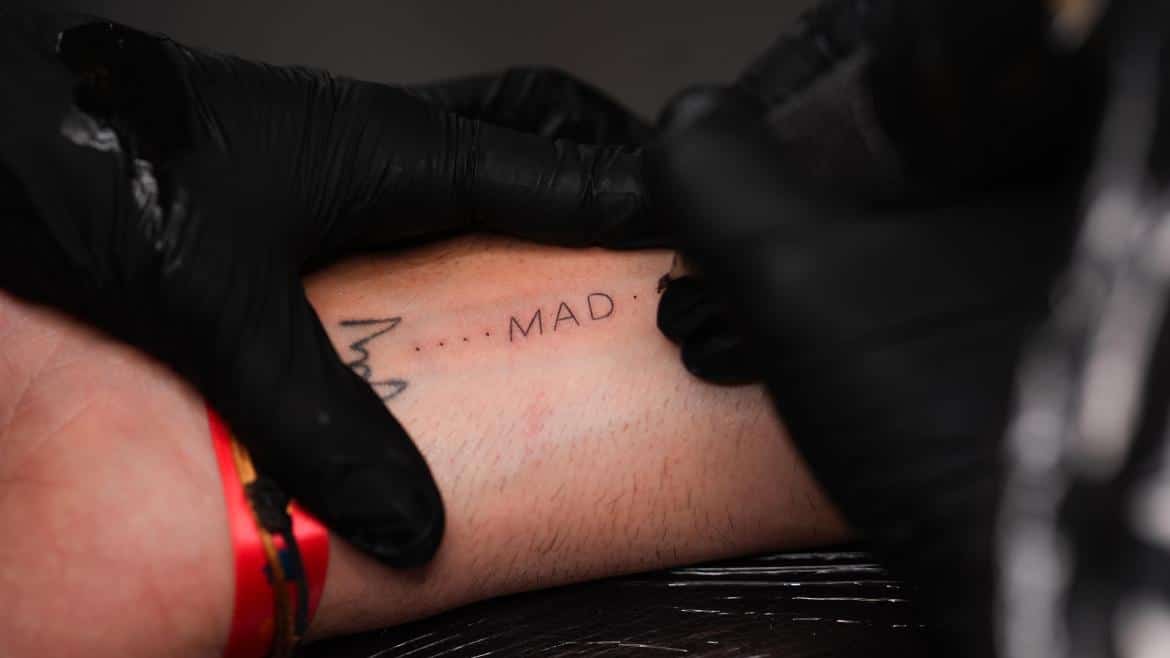 Impacto Duradero de la Comunidad de Madrid en FITUR 2026: Tatuajes para 820 Visitantes