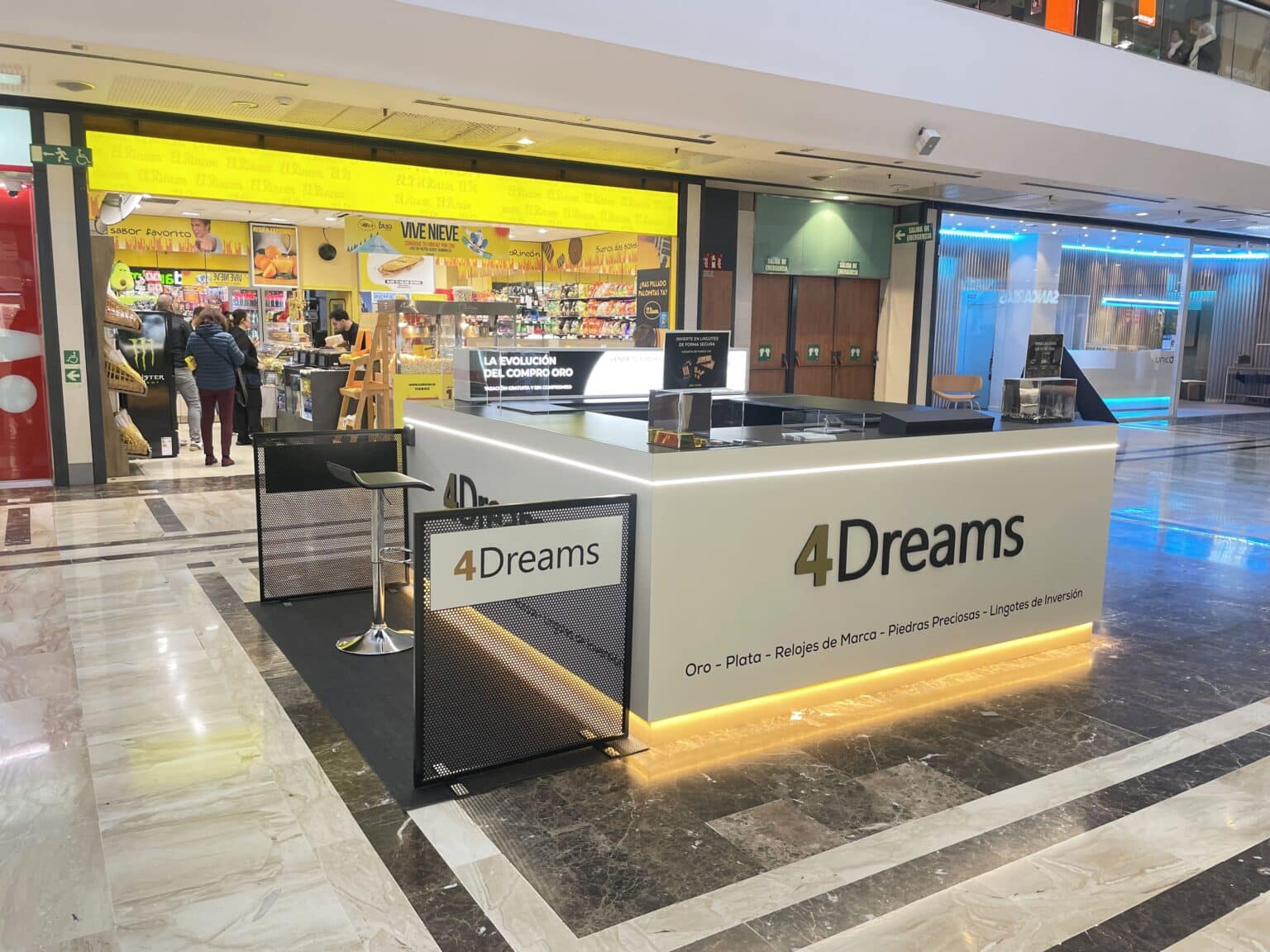 Inauguración Exitosa: Zaragoza Acoge al Líder de Compro Oro 4Dreams en el Stand 35