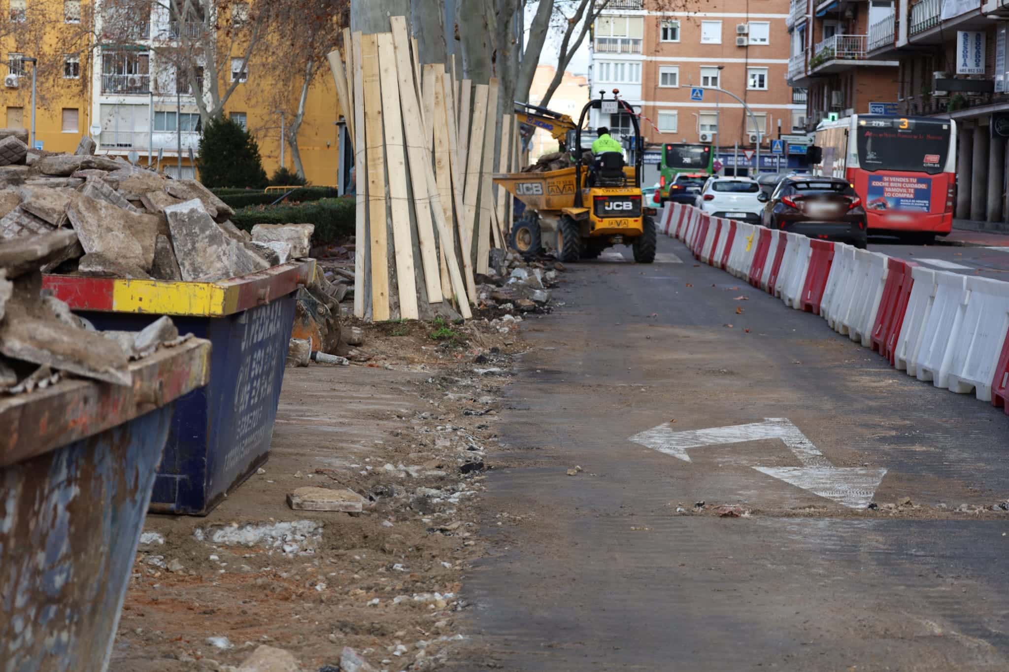 Inician las Obras de Mejora del Acerado en la Calle Caballería Española con una Inversión Superior a 76.000 Euros