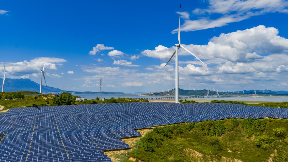 Innovación Digital y Eficiencia: Impulso de la Comunidad de Madrid en Termosolares