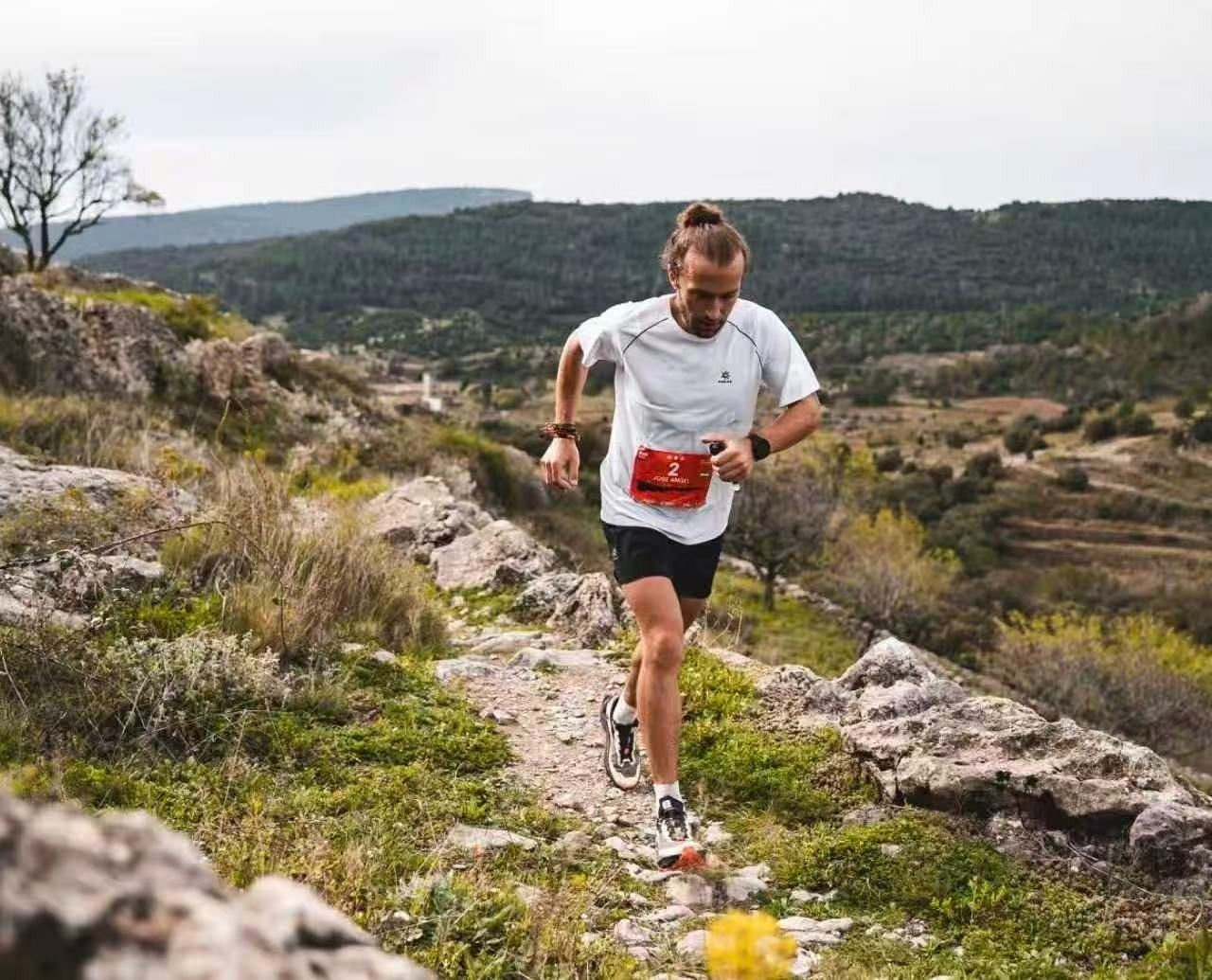 Kailas FUGA y Penyagolosa Trails Unen Fuerzas para Promover el Trail Running en España