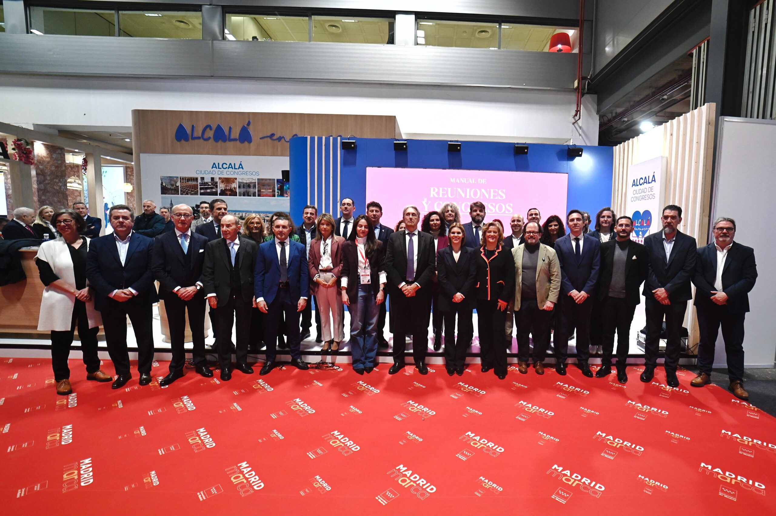 La Alcaldesa de Alcalá destaca la relevancia del turismo de congresos en FITUR 2026