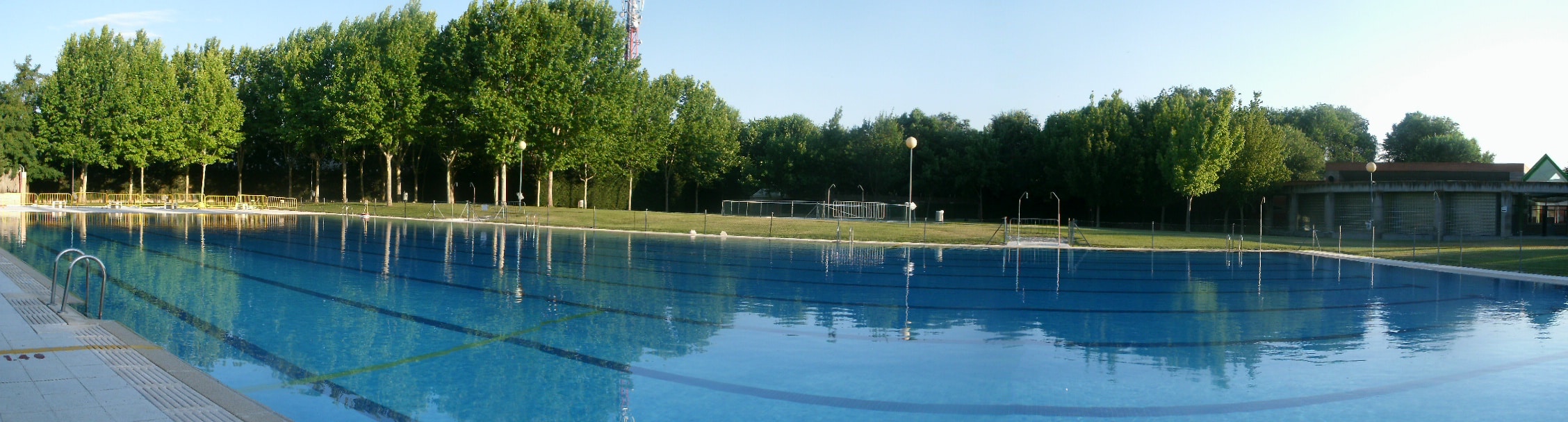 Mejoras en Accesibilidad y Seguridad Transformarán la Piscina de Perales del Río