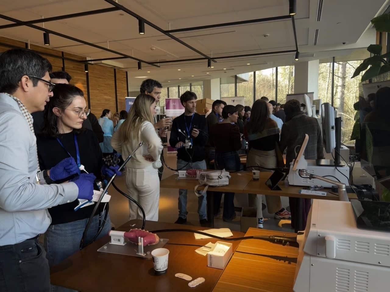 Policlínica Gipuzkoa: Donostia Lidera la Innovación en Endoscopia con el III Curso ENDOnosti