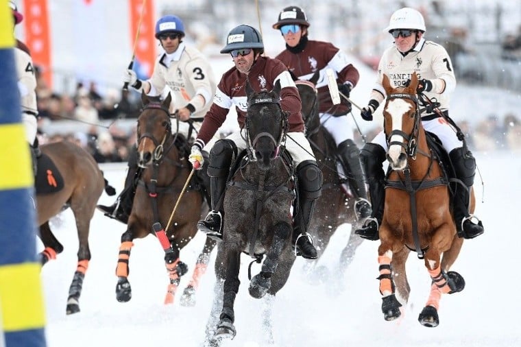U.S. Polo Assn. Marca un Hito como Socio Oficial de Vestuario en la 41ª Edición de la Snow Polo World Cup en St. Moritz