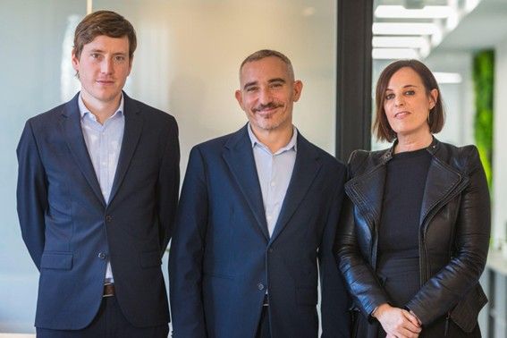Auris Advocats Duplica sus Resultados: El Éxito de la Estrategia Conjunta de Xavier Saula, Anna Compte y Oriol Sagrera