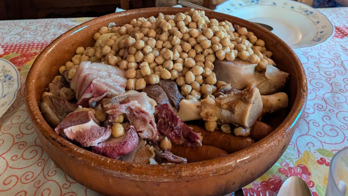 Cocido madrileño es declarado Bien de Interés Cultural para proteger su legado en Madrid