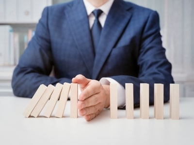 Estrategias efectivas para manejar crisis de reputación en redes sociales