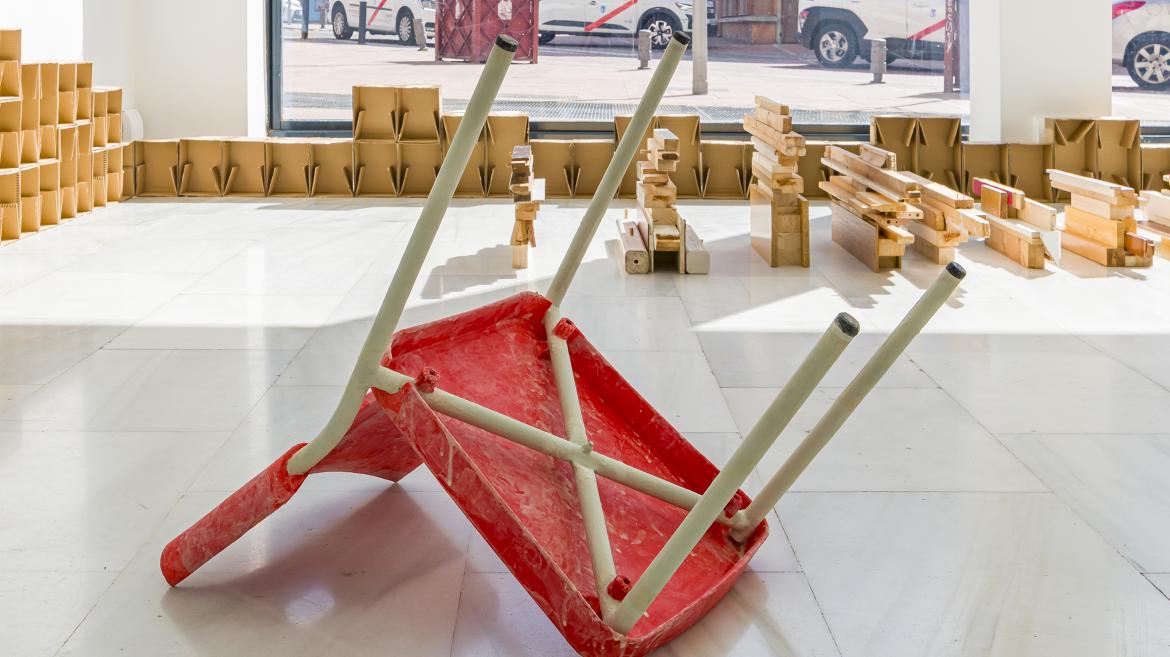 Exposición de Talento Emergente: Una Resistencia Indetectable en la Sala de Arte Joven de Madrid