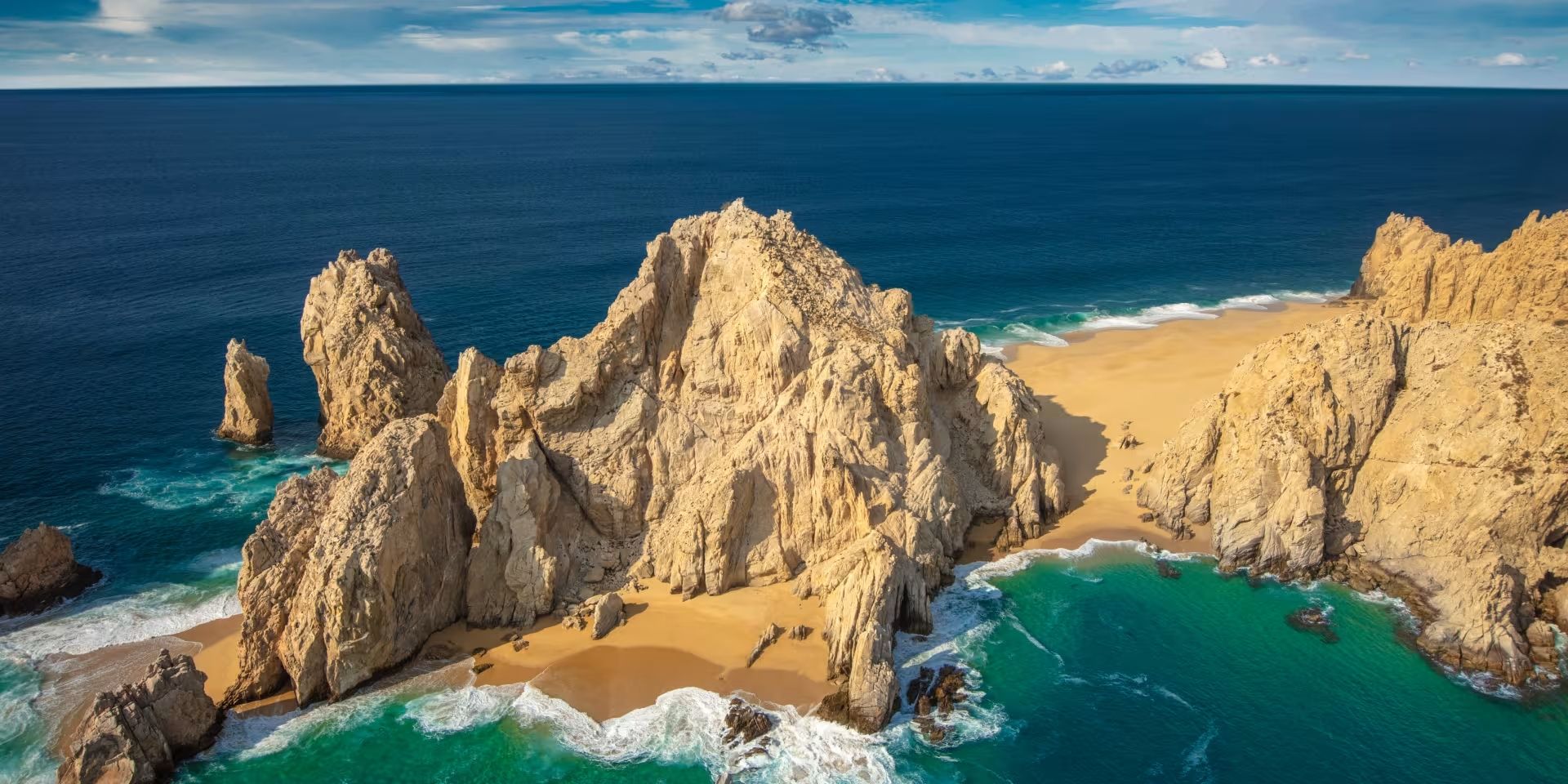 Los Cabos: El Destino de Ensueño para las Estrellas del Amor