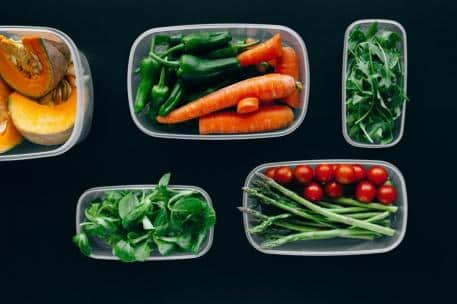 Mayoría Apoya Prohibición de Publicidad de Comida Chatarra para Menores